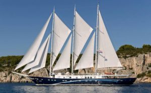 TROJARBOLNI ŠKUNER "KLARA"